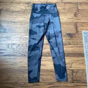 Aerie camo leggings